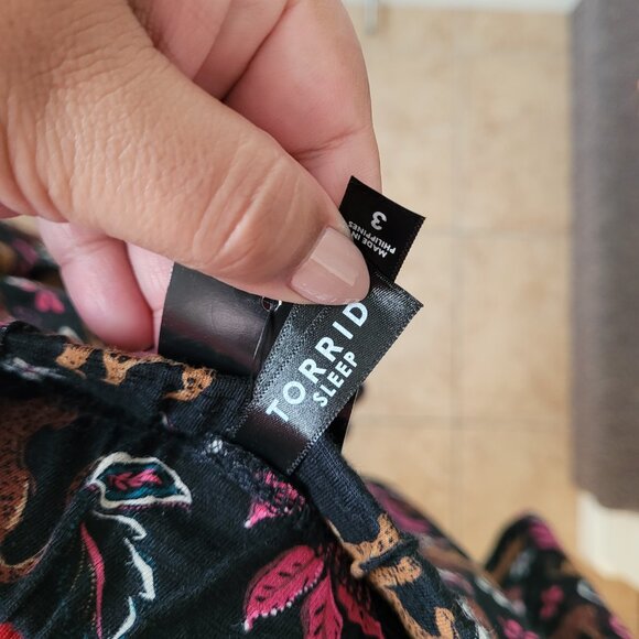 Torrid Leopard Leaves Sleep Shorts 3X - Picture 5 of 6